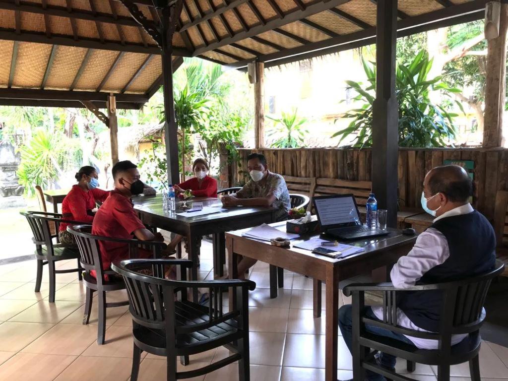 Tirta Sari Bungalow Pemuteran Exteriör bild