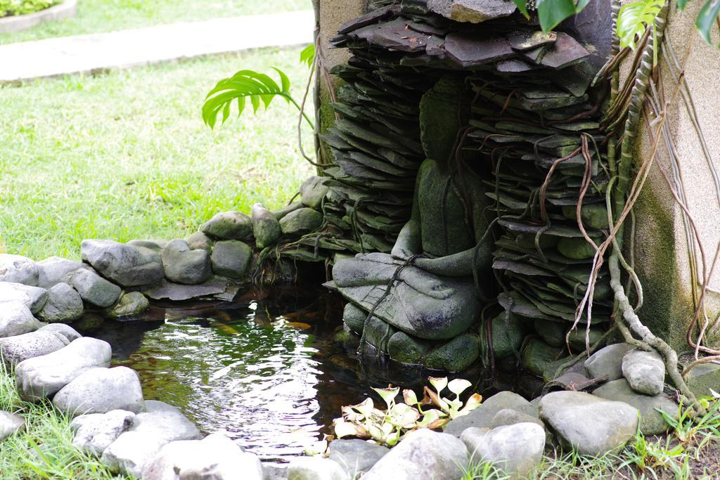 Tirta Sari Bungalow Pemuteran Exteriör bild