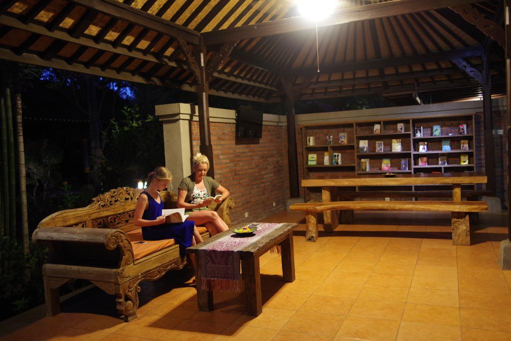 Tirta Sari Bungalow Pemuteran Exteriör bild