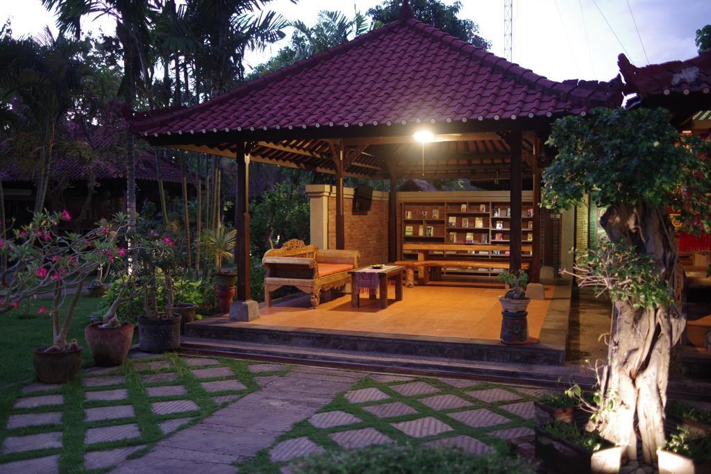 Tirta Sari Bungalow Hotell Pemuteran Exteriör bild